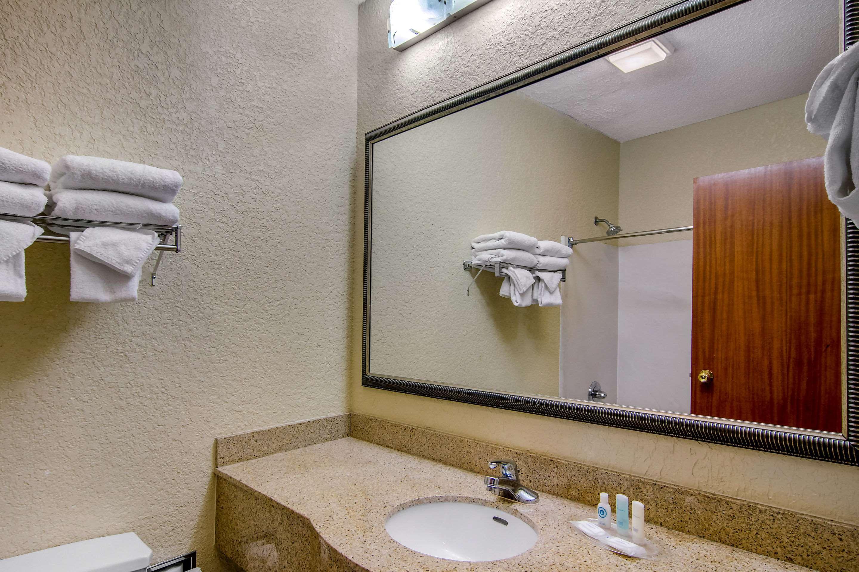 Spark By Hilton Duluth Extérieur photo